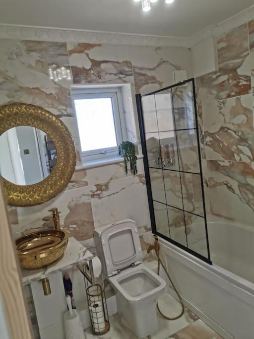 Modern 2 Bedroom Flat By Dover Port, Castle& Sea! Dış mekan fotoğraf